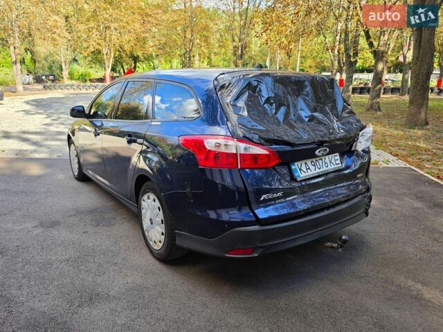 Синій Форд Фокус, об'ємом двигуна 1.56 л та пробігом 200 тис. км за 3500 $, фото 5 на Automoto.ua