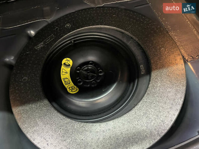 Синій Форд Фокус, об'ємом двигуна 1.6 л та пробігом 217 тис. км за 8350 $, фото 56 на Automoto.ua