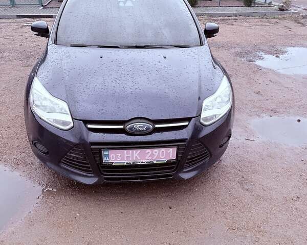 Синий Форд Фокус, объемом двигателя 1.6 л и пробегом 250 тыс. км за 7800 $, фото 4 на Automoto.ua