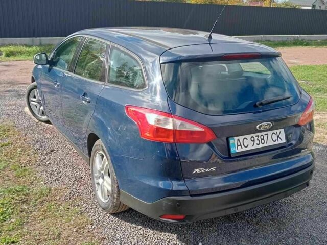 Синий Форд Фокус, объемом двигателя 1.6 л и пробегом 300 тыс. км за 6800 $, фото 1 на Automoto.ua