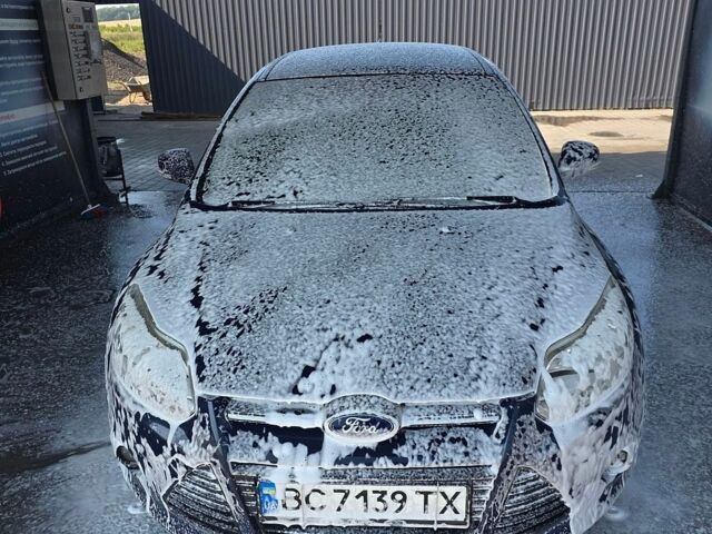 Синій Форд Фокус, об'ємом двигуна 1.56 л та пробігом 238 тис. км за 8200 $, фото 7 на Automoto.ua