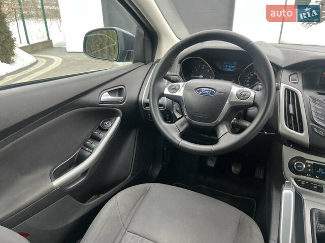 Синий Форд Фокус, объемом двигателя 1.6 л и пробегом 217 тыс. км за 7100 $, фото 35 на Automoto.ua