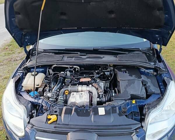 Синій Форд Фокус, об'ємом двигуна 1.6 л та пробігом 243 тис. км за 7300 $, фото 16 на Automoto.ua