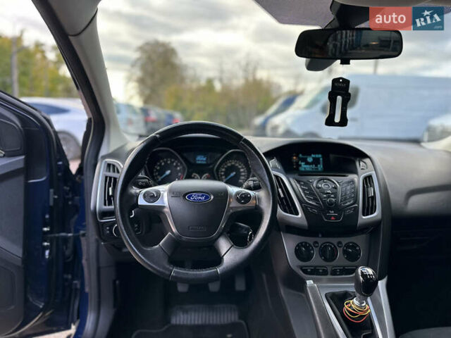 Синий Форд Фокус, объемом двигателя 1.6 л и пробегом 148 тыс. км за 8830 $, фото 22 на Automoto.ua