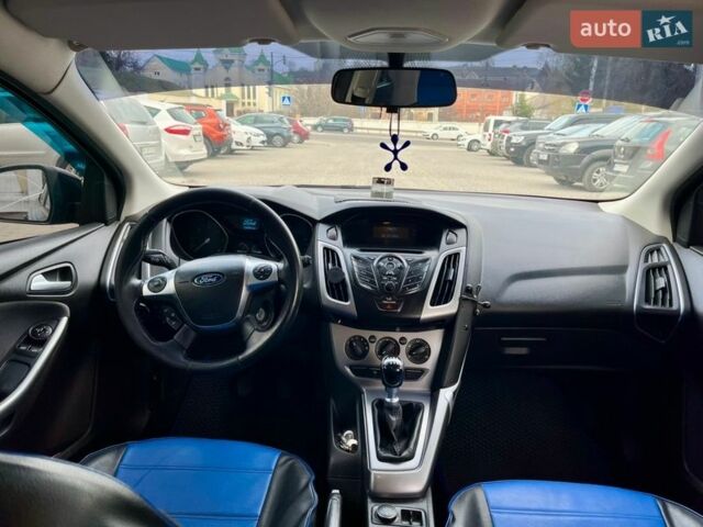 Синий Форд Фокус, объемом двигателя 1.56 л и пробегом 228 тыс. км за 7500 $, фото 28 на Automoto.ua