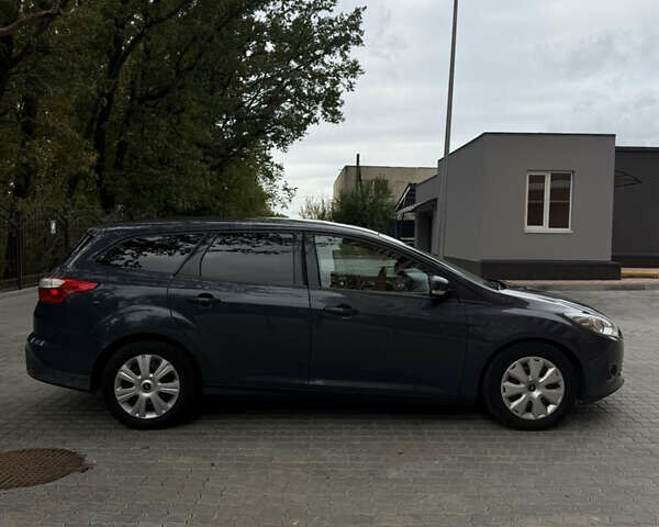 Синій Форд Фокус, об'ємом двигуна 1.6 л та пробігом 285 тис. км за 7250 $, фото 5 на Automoto.ua