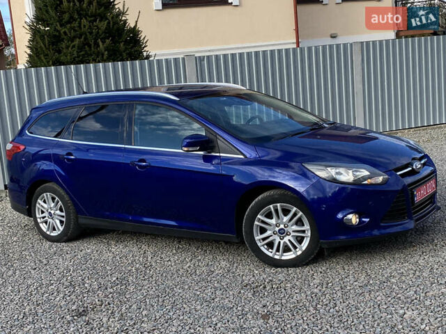 Синий Форд Фокус, объемом двигателя 1.6 л и пробегом 229 тыс. км за 7899 $, фото 2 на Automoto.ua