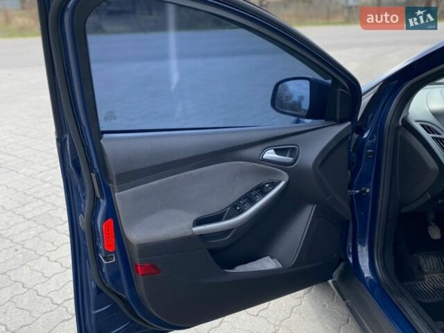 Синий Форд Фокус, объемом двигателя 1.56 л и пробегом 312 тыс. км за 6999 $, фото 19 на Automoto.ua