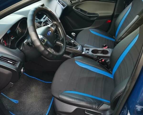 Синий Форд Фокус, объемом двигателя 1.6 л и пробегом 240 тыс. км за 7800 $, фото 6 на Automoto.ua