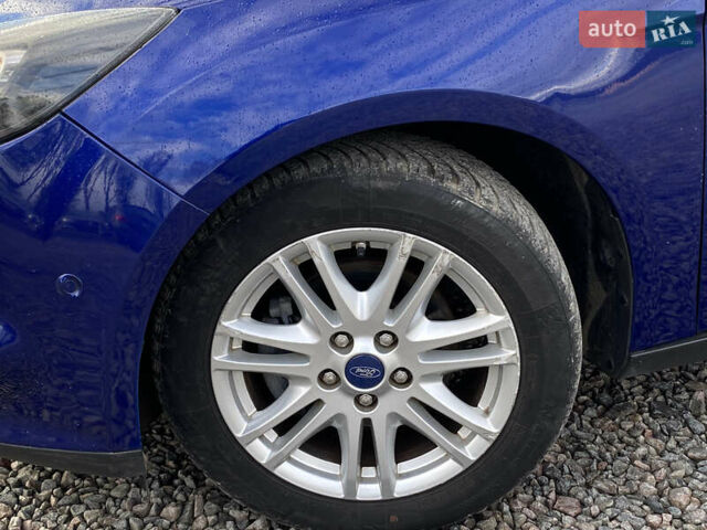 Синий Форд Фокус, объемом двигателя 1.6 л и пробегом 229 тыс. км за 7899 $, фото 14 на Automoto.ua