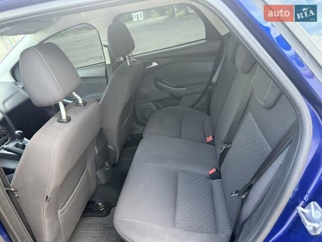 Синий Форд Фокус, объемом двигателя 1 л и пробегом 175 тыс. км за 5600 $, фото 5 на Automoto.ua