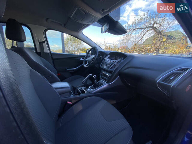 Синий Форд Фокус, объемом двигателя 1.6 л и пробегом 229 тыс. км за 7899 $, фото 46 на Automoto.ua