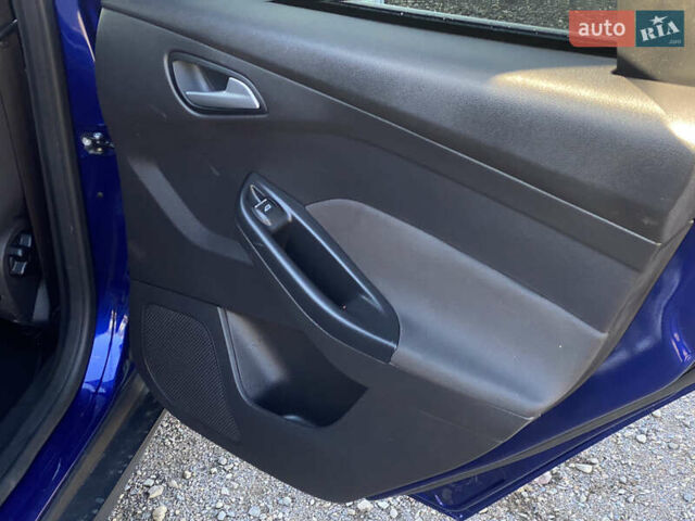 Синий Форд Фокус, объемом двигателя 1.6 л и пробегом 229 тыс. км за 7899 $, фото 50 на Automoto.ua