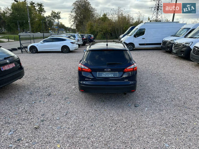 Синий Форд Фокус, объемом двигателя 1.6 л и пробегом 144 тыс. км за 8830 $, фото 8 на Automoto.ua