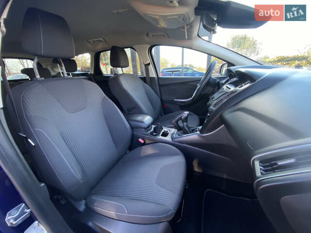 Синий Форд Фокус, объемом двигателя 1.6 л и пробегом 229 тыс. км за 7899 $, фото 45 на Automoto.ua