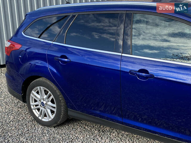 Синий Форд Фокус, объемом двигателя 1.6 л и пробегом 229 тыс. км за 7899 $, фото 7 на Automoto.ua