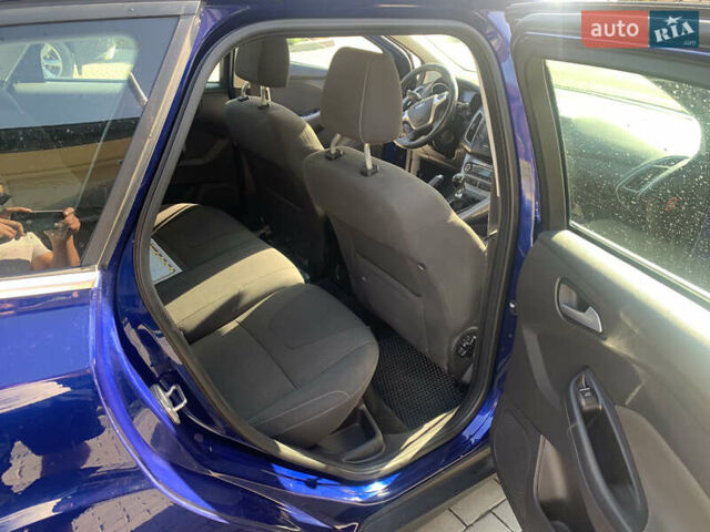 Синий Форд Фокус, объемом двигателя 1.6 л и пробегом 252 тыс. км за 8080 $, фото 8 на Automoto.ua