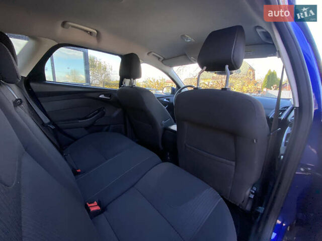 Синий Форд Фокус, объемом двигателя 1.6 л и пробегом 229 тыс. км за 7899 $, фото 48 на Automoto.ua