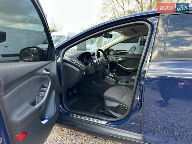 Синий Форд Фокус, объемом двигателя 1.6 л и пробегом 144 тыс. км за 8830 $, фото 15 на Automoto.ua