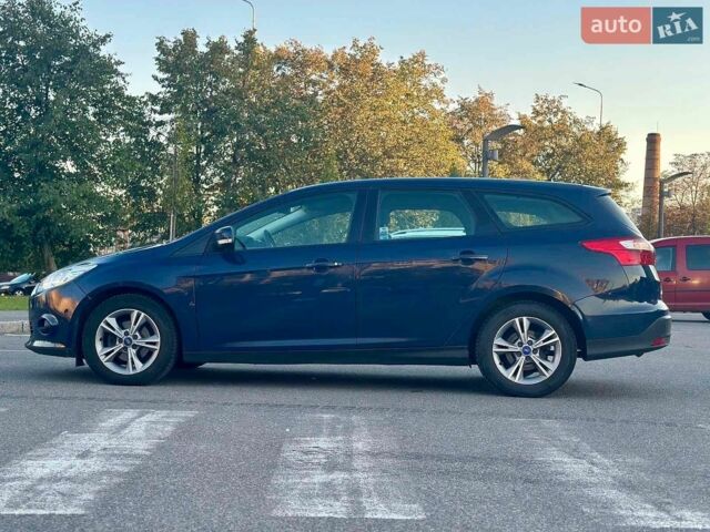 Синий Форд Фокус, объемом двигателя 1.56 л и пробегом 315 тыс. км за 6100 $, фото 3 на Automoto.ua