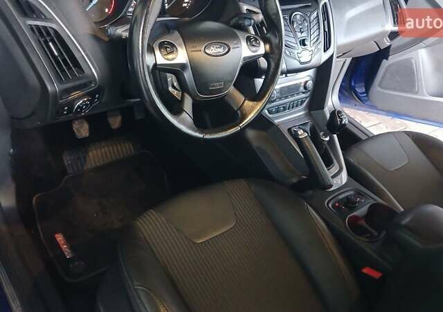 Синий Форд Фокус, объемом двигателя 1.6 л и пробегом 284 тыс. км за 8800 $, фото 51 на Automoto.ua