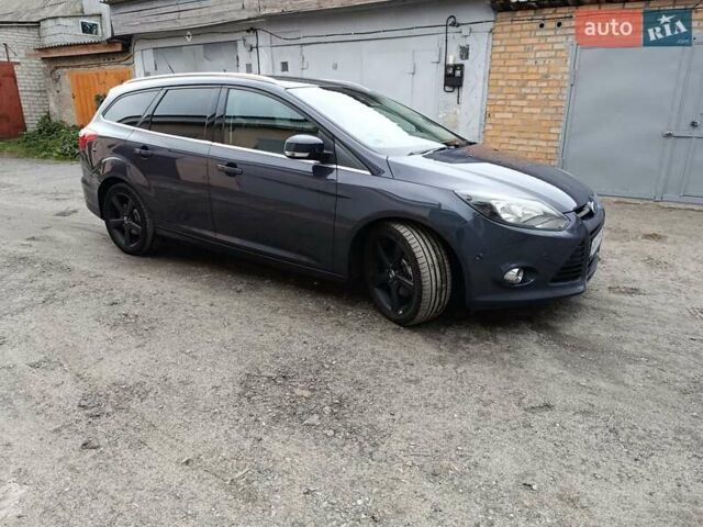 Синий Форд Фокус, объемом двигателя 2 л и пробегом 329 тыс. км за 8800 $, фото 7 на Automoto.ua