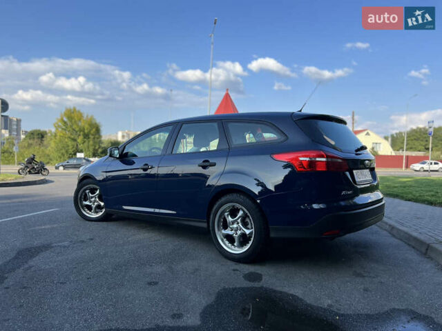 Синий Форд Фокус, объемом двигателя 1.5 л и пробегом 241 тыс. км за 8500 $, фото 3 на Automoto.ua