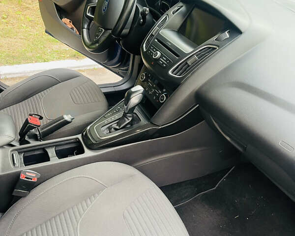 Синий Форд Фокус, объемом двигателя 2 л и пробегом 236 тыс. км за 10100 $, фото 19 на Automoto.ua