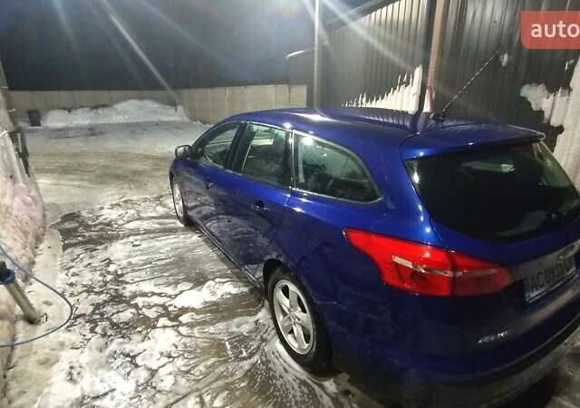 Синий Форд Фокус, объемом двигателя 1.5 л и пробегом 209 тыс. км за 9200 $, фото 13 на Automoto.ua
