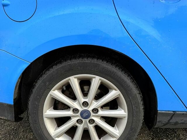 Форд Фокус 2015 в Киеве на Automoto.ua Синий Форд Фокус, объемом двигателя 1.5 л и пробегом 221 тыс. км за 7700 $, фото 2 на Automoto.ua