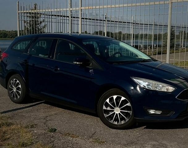 Синій Форд Фокус, об'ємом двигуна 1.5 л та пробігом 257 тис. км за 7399 $, фото 4 на Automoto.ua