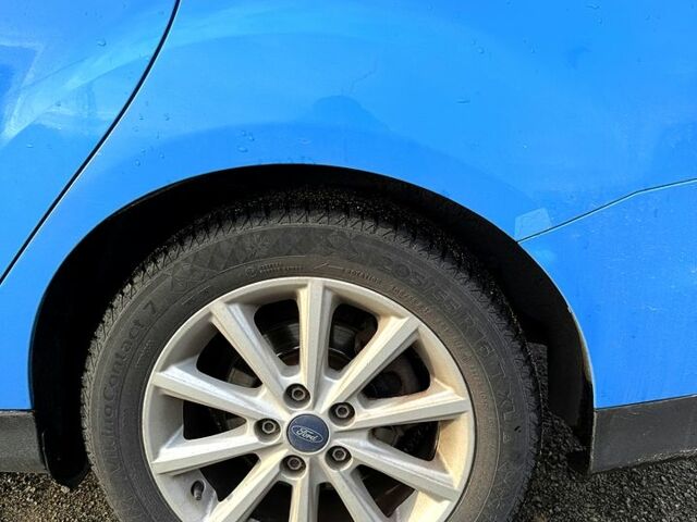 Синій Форд Фокус, об'ємом двигуна 1.5 л та пробігом 221 тис. км за 7700 $, фото 8 на Automoto.ua