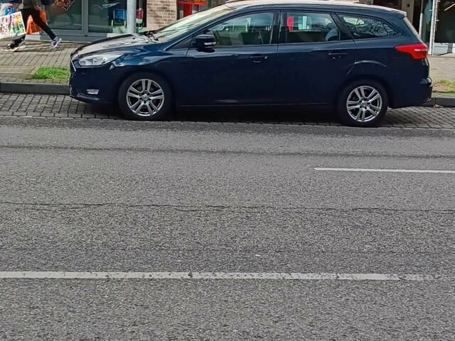 Синій Форд Фокус, об'ємом двигуна 1.5 л та пробігом 245 тис. км за 9900 $, фото 3 на Automoto.ua