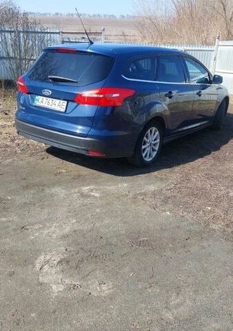 Синий Форд Фокус, объемом двигателя 1.5 л и пробегом 228 тыс. км за 11200 $, фото 5 на Automoto.ua