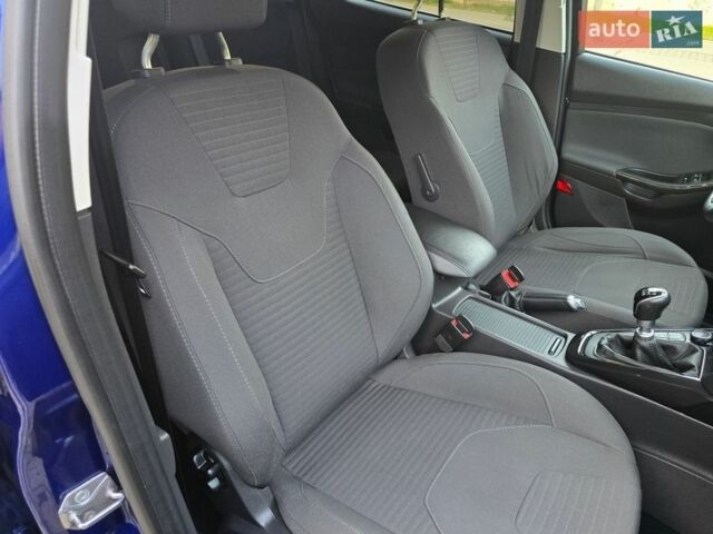 Синий Форд Фокус, объемом двигателя 1.5 л и пробегом 258 тыс. км за 10199 $, фото 43 на Automoto.ua