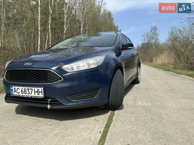 Синий Форд Фокус, объемом двигателя 1.5 л и пробегом 196 тыс. км за 7500 $, фото 4 на Automoto.ua