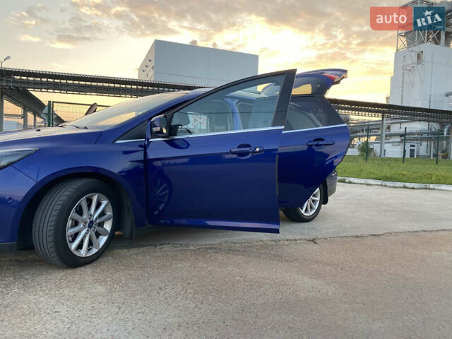 Синий Форд Фокус, объемом двигателя 2 л и пробегом 243 тыс. км за 10999 $, фото 30 на Automoto.ua