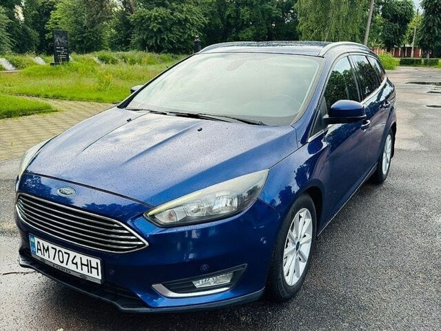 Синий Форд Фокус, объемом двигателя 2 л и пробегом 245 тыс. км за 9799 $, фото 2 на Automoto.ua