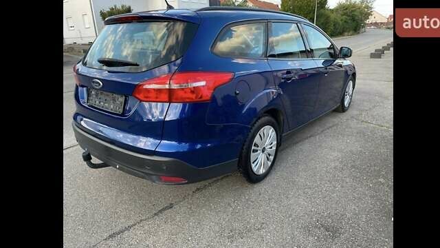 Синій Форд Фокус, об'ємом двигуна 1.5 л та пробігом 160 тис. км за 10137 $, фото 2 на Automoto.ua