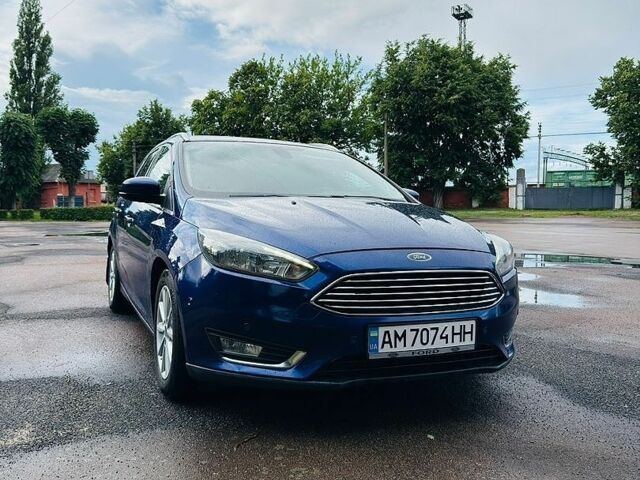 Синий Форд Фокус, объемом двигателя 2 л и пробегом 245 тыс. км за 9799 $, фото 4 на Automoto.ua
