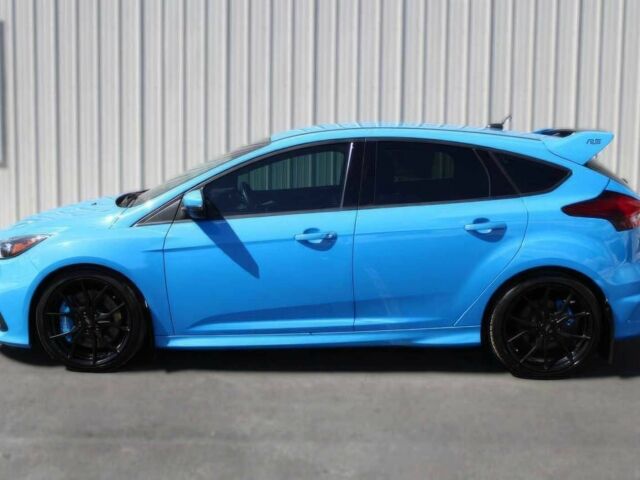 Синий Форд Фокус, объемом двигателя 2.3 л и пробегом 74 тыс. км за 8200 $, фото 3 на Automoto.ua