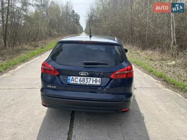 Синий Форд Фокус, объемом двигателя 1.5 л и пробегом 196 тыс. км за 7500 $, фото 6 на Automoto.ua