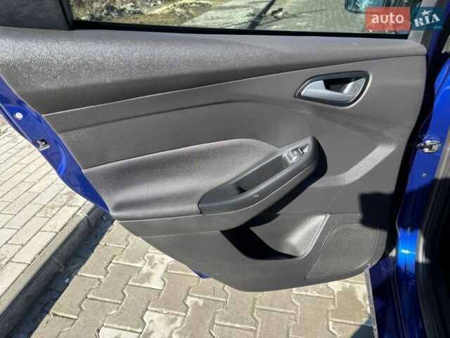 Синий Форд Фокус, объемом двигателя 2 л и пробегом 220 тыс. км за 9900 $, фото 17 на Automoto.ua