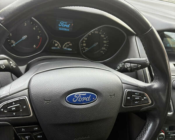 Синий Форд Фокус, объемом двигателя 1.5 л и пробегом 165 тыс. км за 9300 $, фото 3 на Automoto.ua