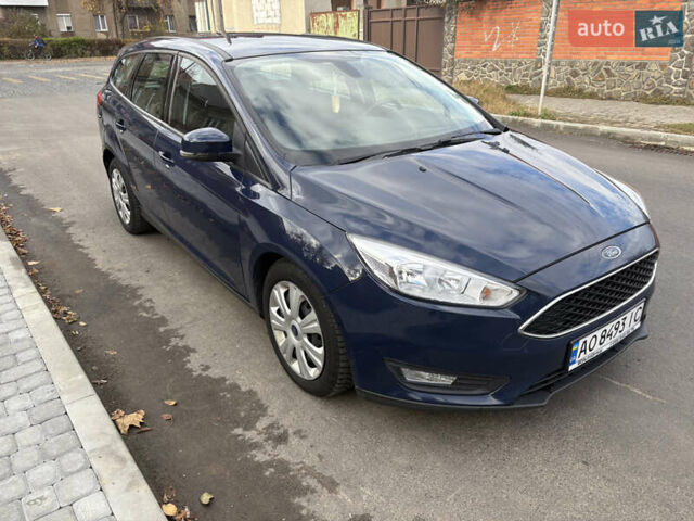 Синий Форд Фокус, объемом двигателя 1.5 л и пробегом 165 тыс. км за 9300 $, фото 1 на Automoto.ua