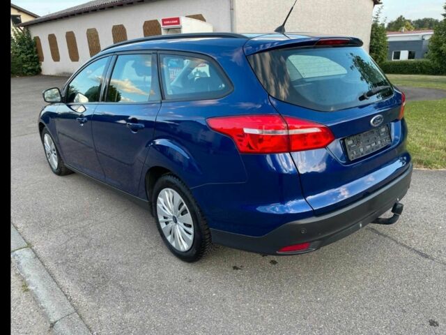 Синий Форд Фокус, объемом двигателя 1.5 л и пробегом 168 тыс. км за 9200 $, фото 2 на Automoto.ua