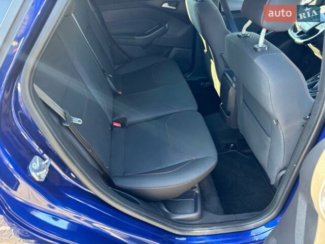 Синий Форд Фокус, объемом двигателя 2 л и пробегом 220 тыс. км за 9900 $, фото 15 на Automoto.ua