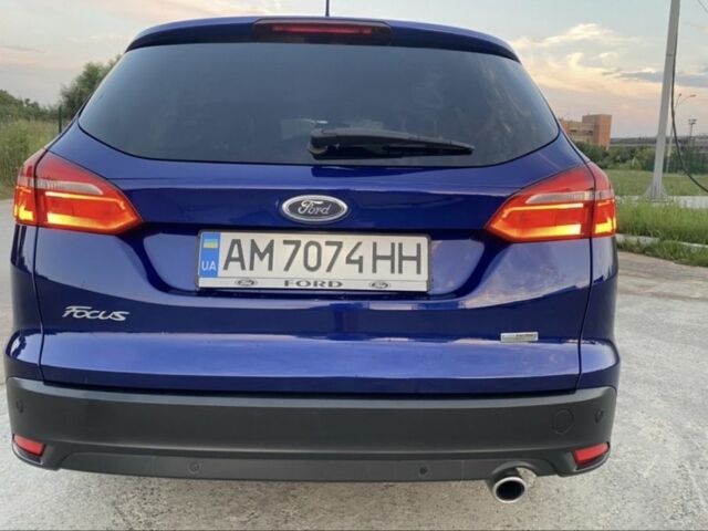 Синий Форд Фокус, объемом двигателя 2 л и пробегом 245 тыс. км за 10900 $, фото 6 на Automoto.ua