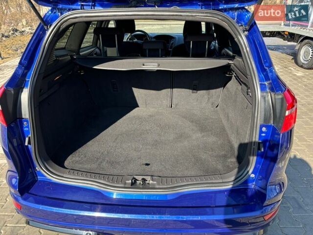 Синий Форд Фокус, объемом двигателя 2 л и пробегом 220 тыс. км за 9900 $, фото 13 на Automoto.ua