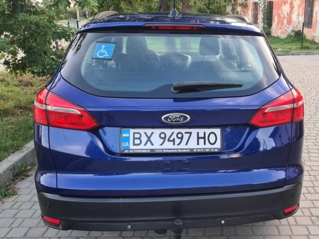 Синий Форд Фокус, объемом двигателя 1.5 л и пробегом 168 тыс. км за 9200 $, фото 4 на Automoto.ua